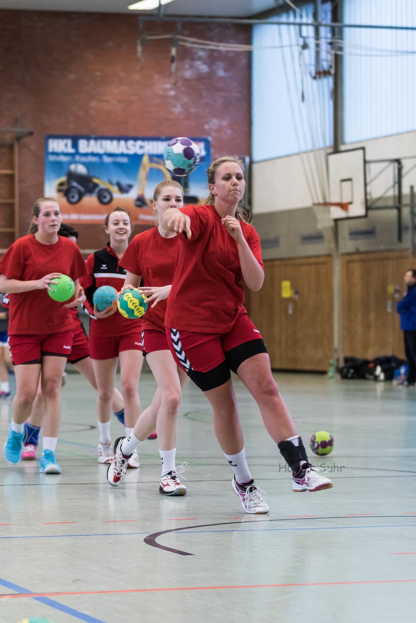 Bild 110 - Frauen Barmstedter TS - Buedelsdorfer TSV : Ergebnis: 26:12